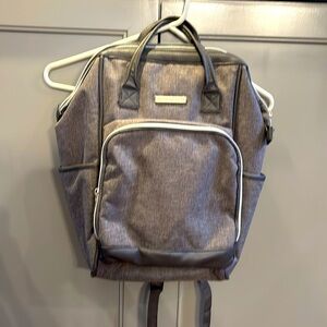 Bananafish Diaper Bag Rylie Backpack grey NWOT Stroller Attachment Insulated
